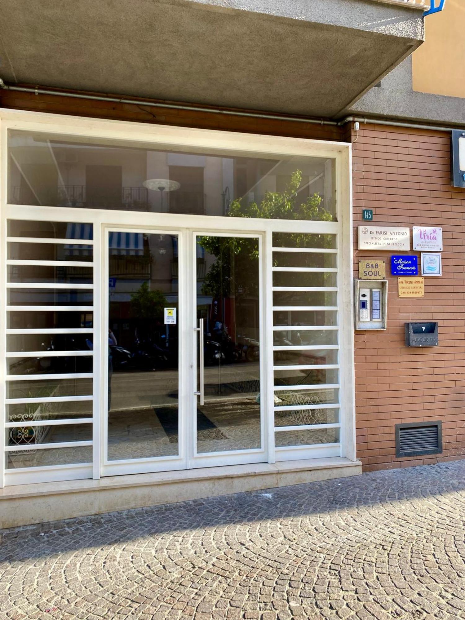 Bluemagi Hotel Sorrento Buitenkant foto